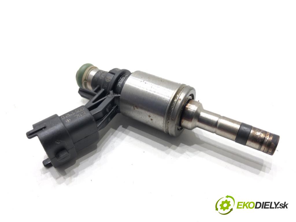 SSANGYONG TORRES  2023 120 kW 1.5 GDI AWD   (1497 ccm / 120 kW / 163 KM) 1497 vstřikovač 0261500743 (Vstřikovač paliva)