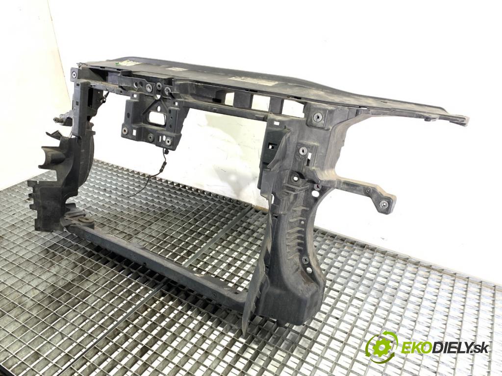 VW PASSAT B7 Kombi 2012 103 kW 2.0 TDI 1968 Držiak predný  (Výstuha predná)