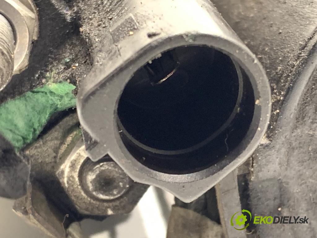 AUDI A4 B8 sedan 2008 118 kW 1.8 TFSI 1798 startér 0001107450 (Startér)