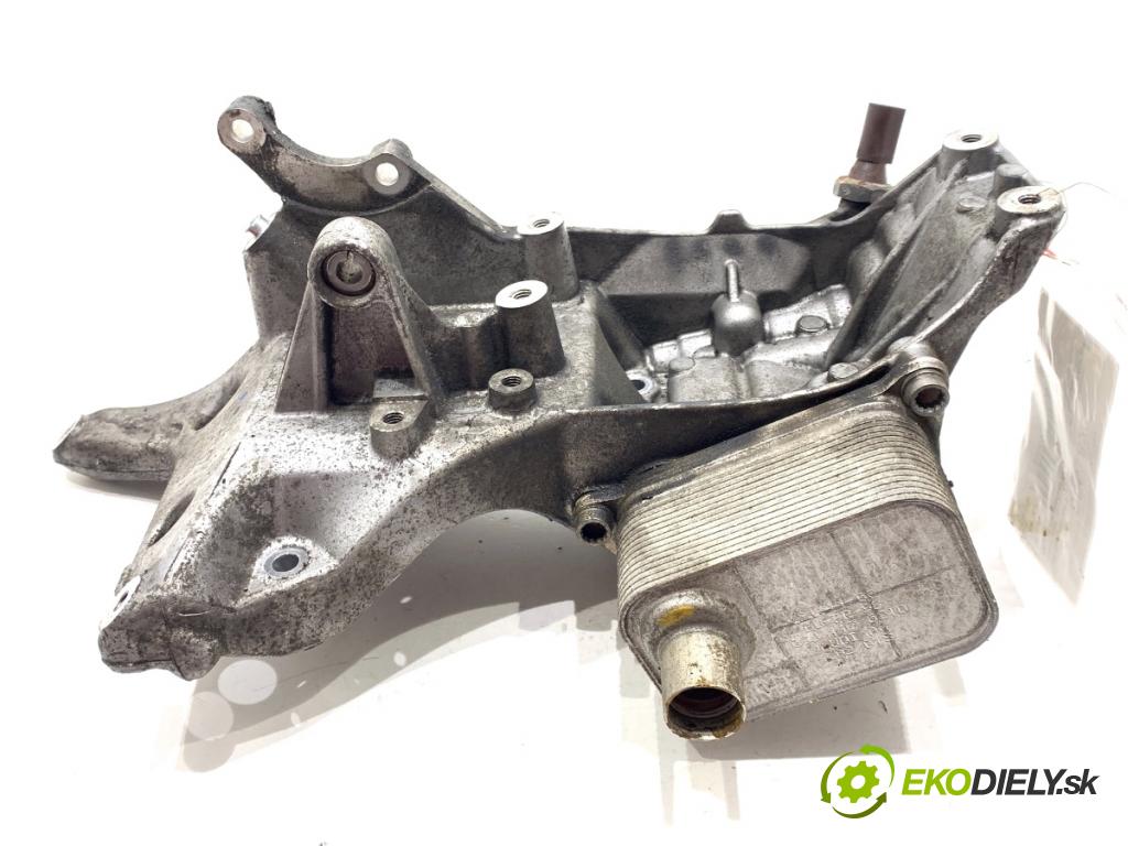 AUDI A4 B8 sedan 2008 118 kW 1.8 TFSI 1798 Obal filtra oleja 06H903143E (Obal olejového filtra)