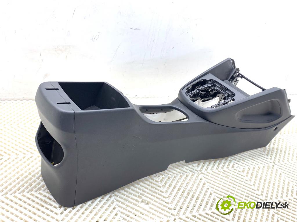 HYUNDAI KONA SUV 2022 88 kW 1.0 T-GDi 998 Tunel stredový (Stredový tunel)