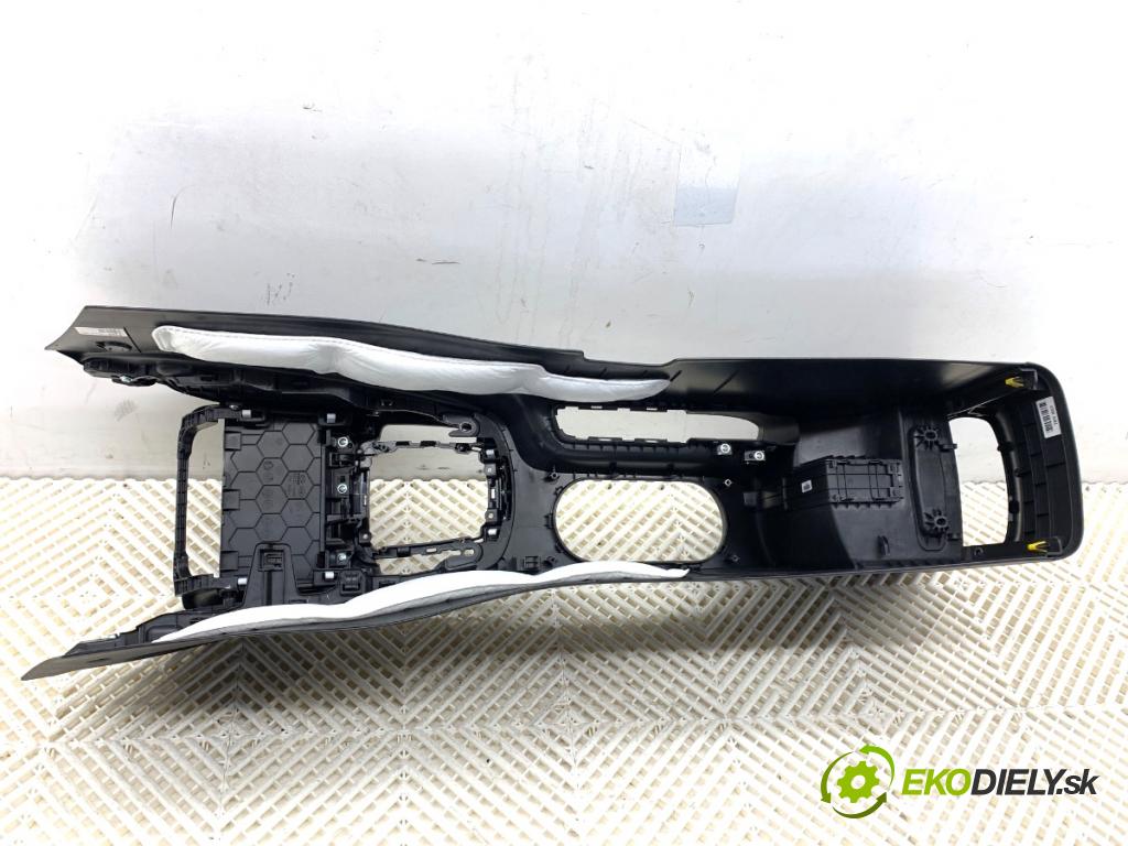 HYUNDAI KONA SUV 2022 88 kW 1.0 T-GDi 998 Tunel stredový (Stredový tunel)