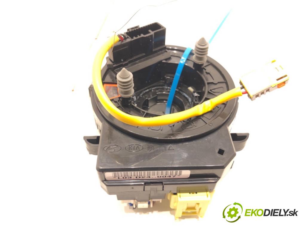 HYUNDAI KONA SUV 2022 88 kW 1.0 T-GDi 998 Krúžok, slimák airbag  (Airbag)