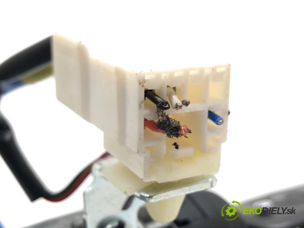 HYUNDAI KONA SUV 2022 88 kW 1.0 T-GDi 998 spínačka  (Spínací skříňka)