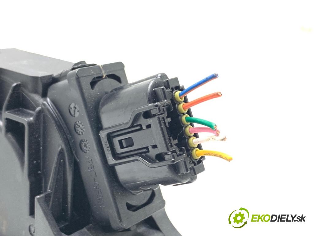 HYUNDAI KONA SUV 2022 88 kW 1.0 T-GDi 998 Potenciometer plynu  (Potenciometer plynového pedálu)