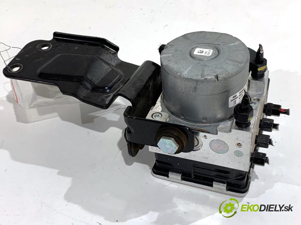 HYUNDAI KONA SUV 2022 88 kW 1.0 T-GDi 998 Pumpa ABS 58900-J9300 (Pumpa ABS)