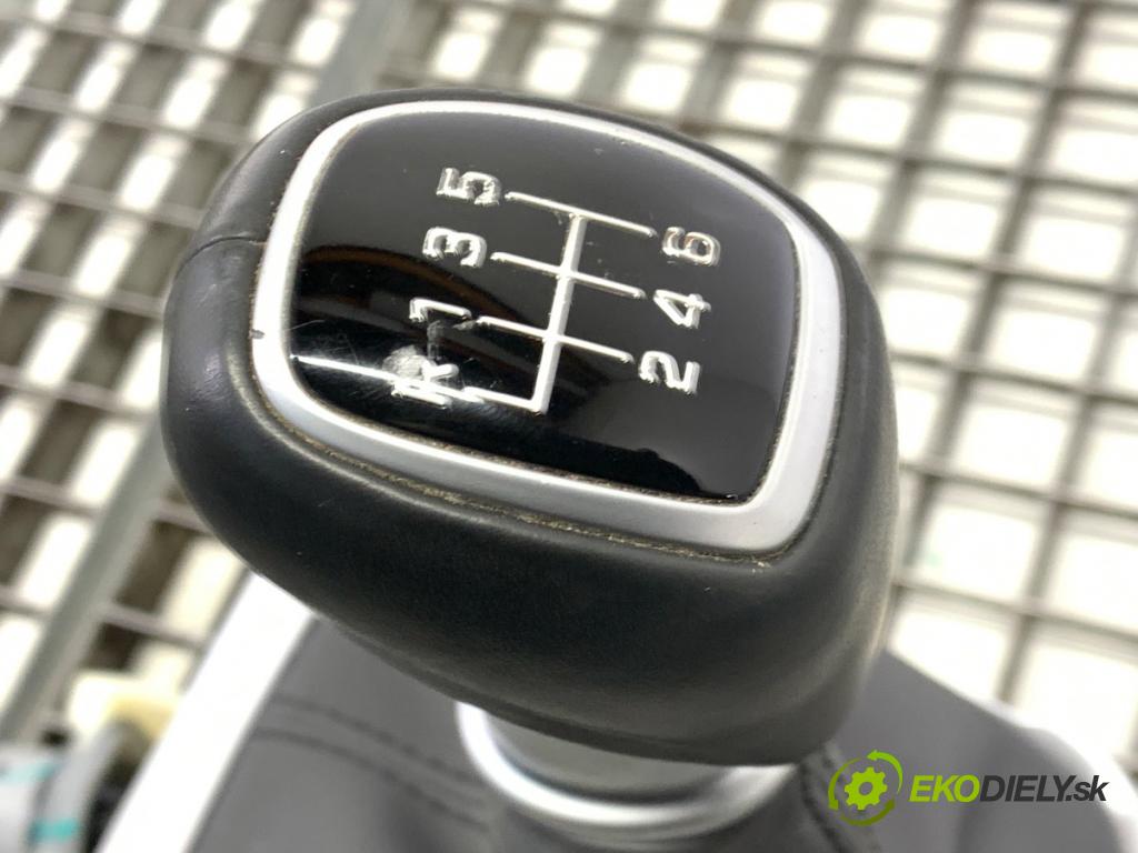 HYUNDAI KONA SUV 2022 88 kW 1.0 T-GDi 998 Kulisa 43700-J9160 (Rýchlostná páka (kulisa))