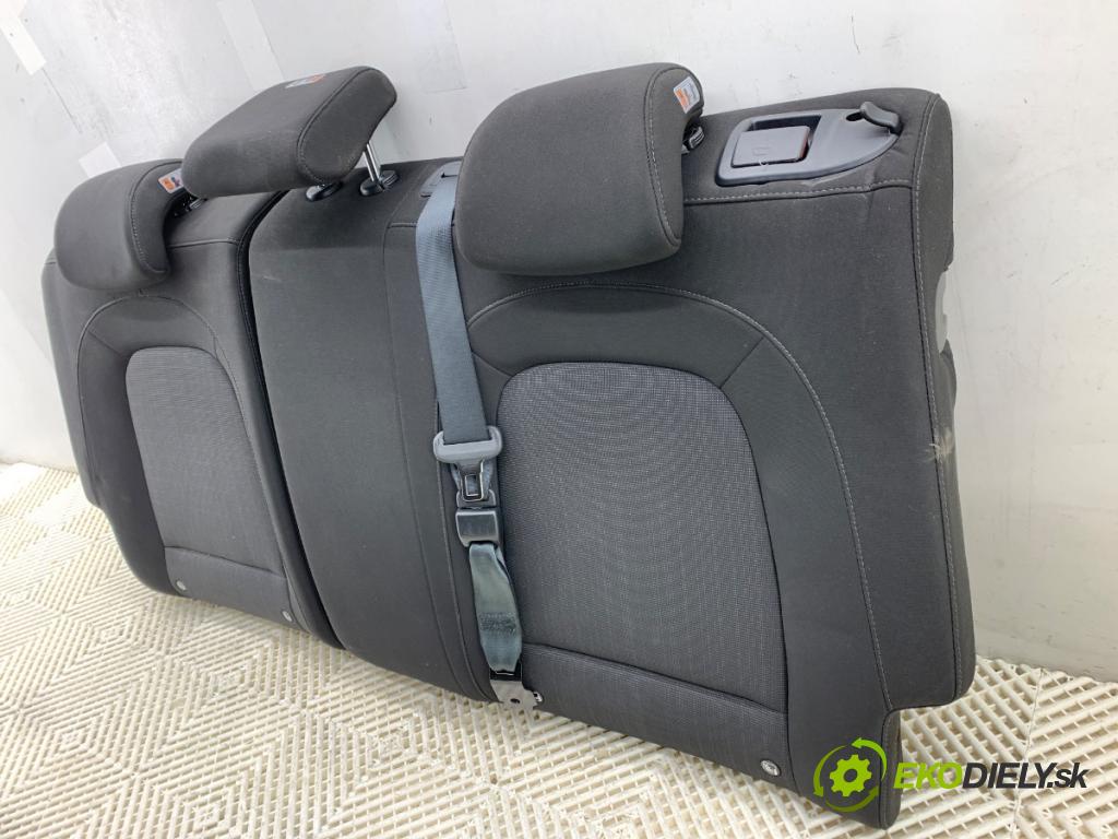 HYUNDAI KONA SUV 2022 88 kW 1.0 T-GDi 998 Sedadlo druhý rad