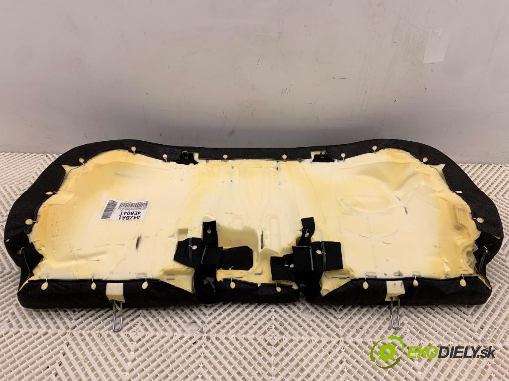 HYUNDAI KONA SUV 2022 88 kW 1.0 T-GDi 998 Sedadlo druhý rad