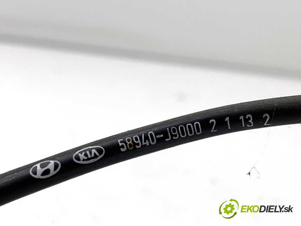 HYUNDAI KONA SUV 2022 88 kW 1.0 T-GDi 998 snímač ABS pravý přední část 58940-J9000