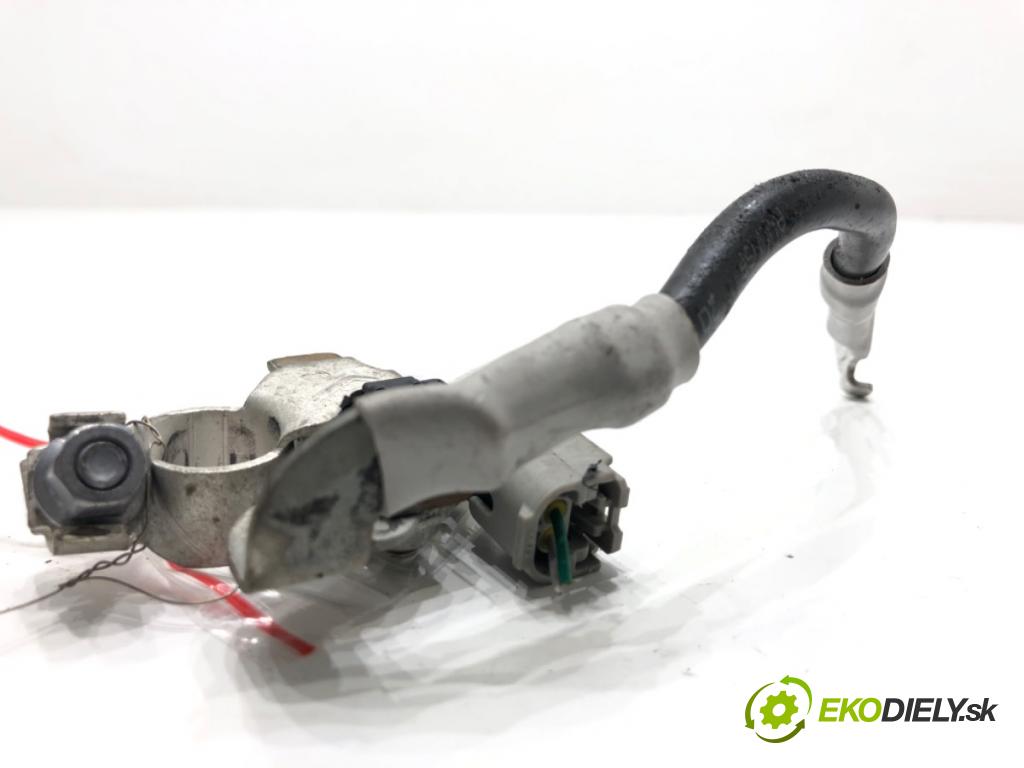 HYUNDAI KONA SUV 2022 88 kW 1.0 T-GDi 998 svorka MINUS: 37180-J9600