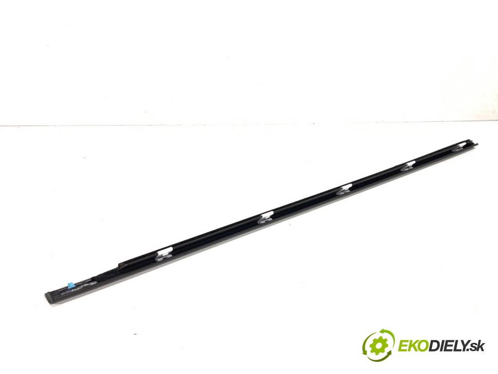 HYUNDAI KONA SUV 2022 88 kW 1.0 T-GDi 998 Lišta Sbírání: predný ľavy