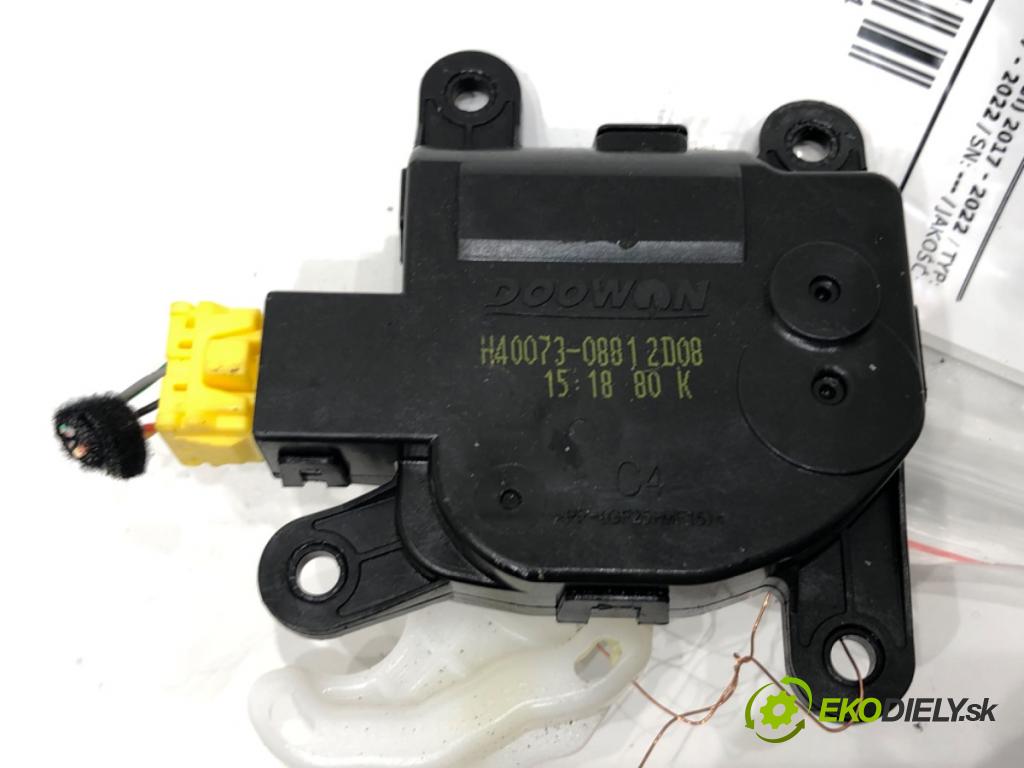 HYUNDAI KONA SUV 2022 88 kW 1.0 T-GDi 998 motor topení H40073-0881
