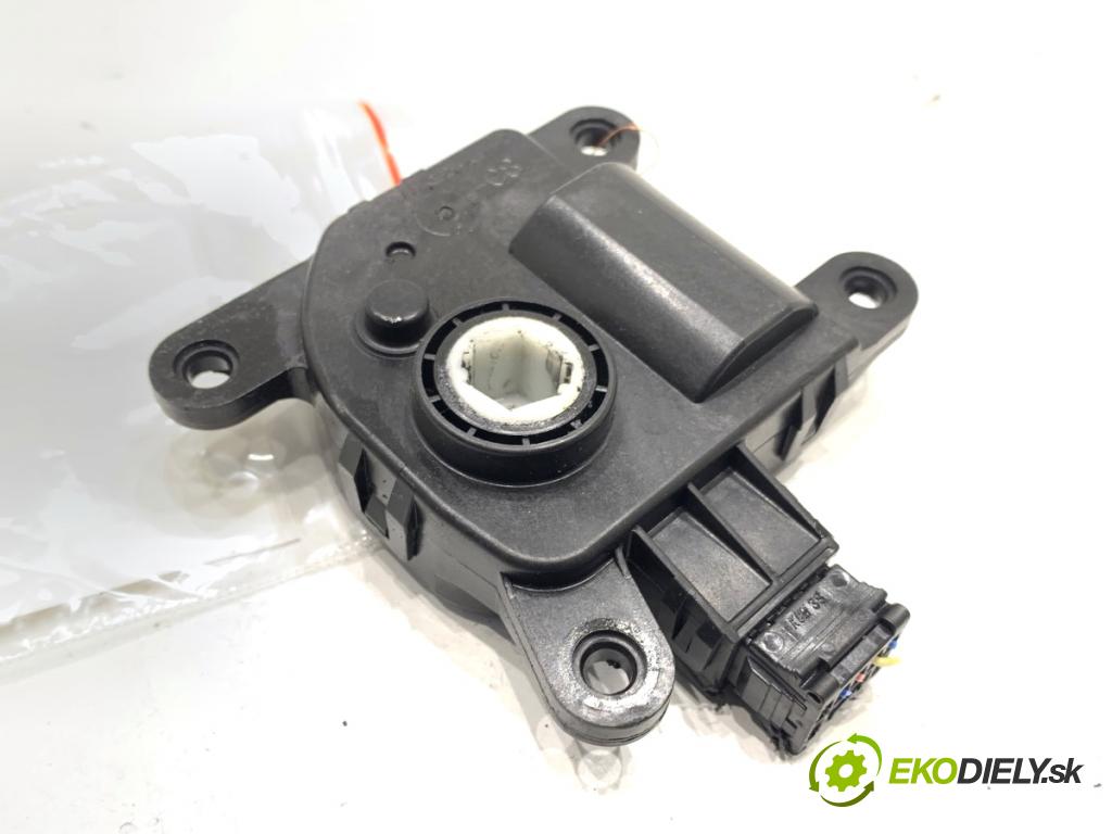 HYUNDAI KONA SUV 2022 88 kW 1.0 T-GDi 998 motor topení H40073-0881