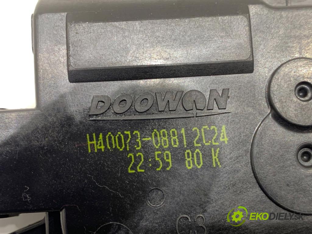 HYUNDAI KONA SUV 2022 88 kW 1.0 T-GDi 998 motor topení H40073-0881