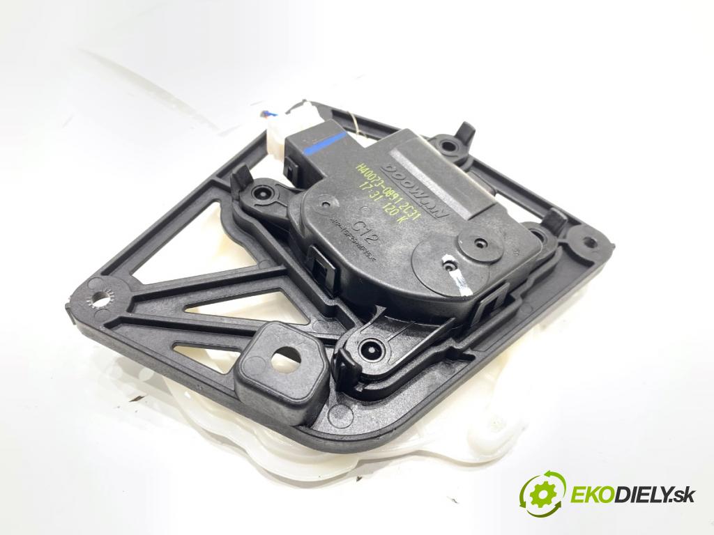 HYUNDAI KONA SUV 2022 88 kW 1.0 T-GDi 998 motor topení H40073-0891