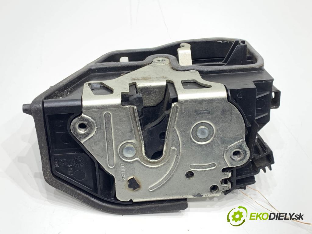 BMW E61 Kombi 2007 130 kW 525 d 2497 zámok dveře levý přední část 7167071