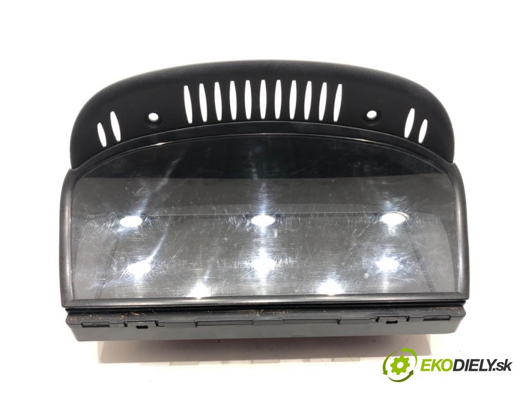 BMW E61 Kombi 2007 130 kW 525 d 2497 Dislpej 9114356 (Prístrojová doska)
