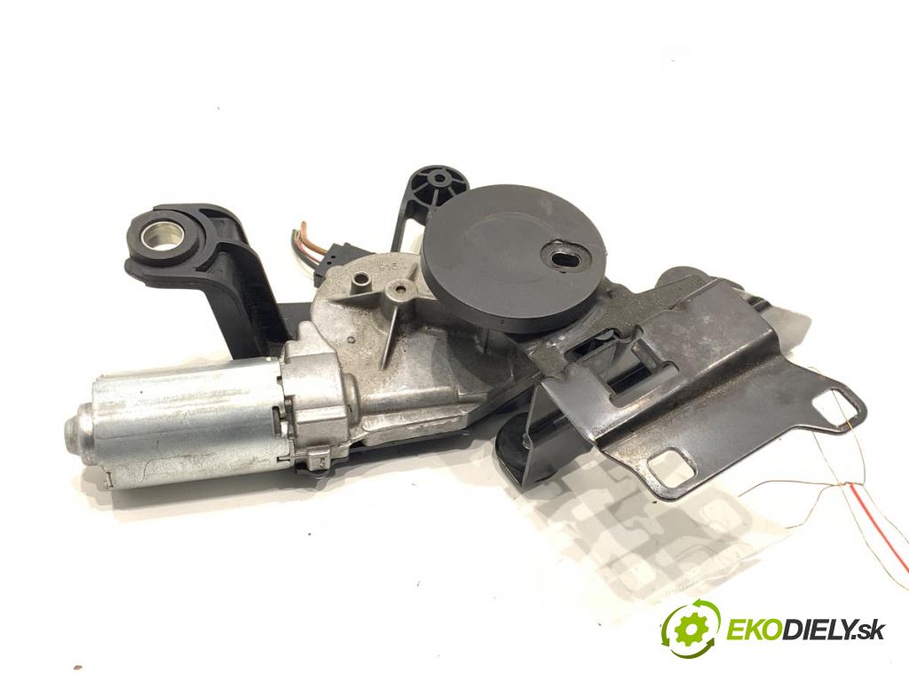 BMW E61 Kombi 2007 130 kW 525 d 2497 Motor stieračov zad 1397220497