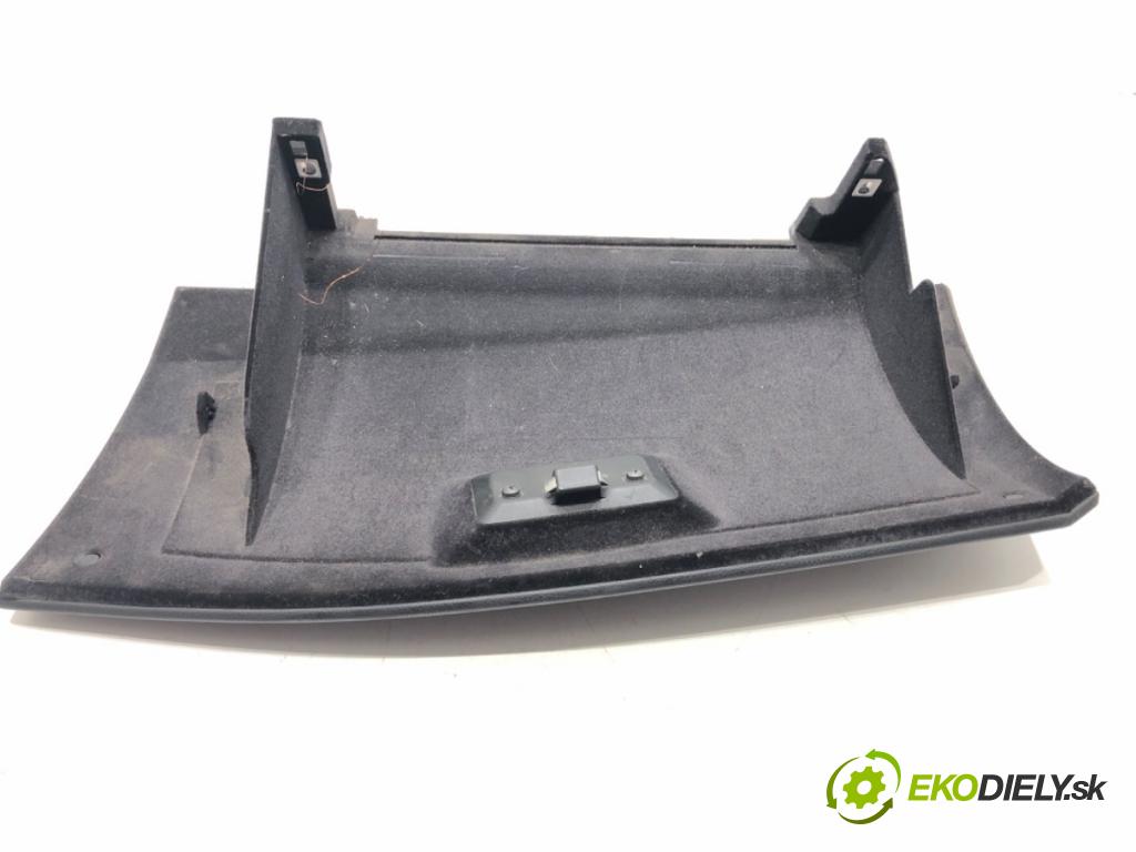 BMW E61 Kombi 2007 130 kW 525 d 2497 přihrádka kastlík spolujezdce  (Přihrádka (kastlík))