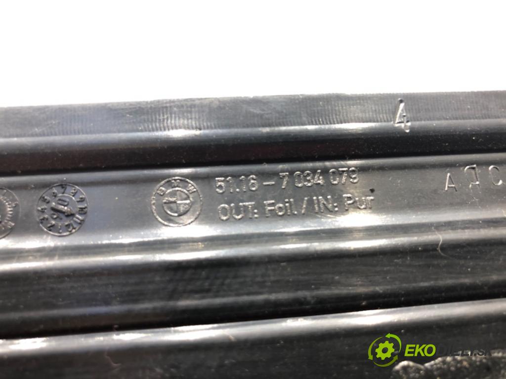 BMW E61 Kombi 2007 130 kW 525 d 2497 přihrádka kastlík spolujezdce  (Přihrádka (kastlík))