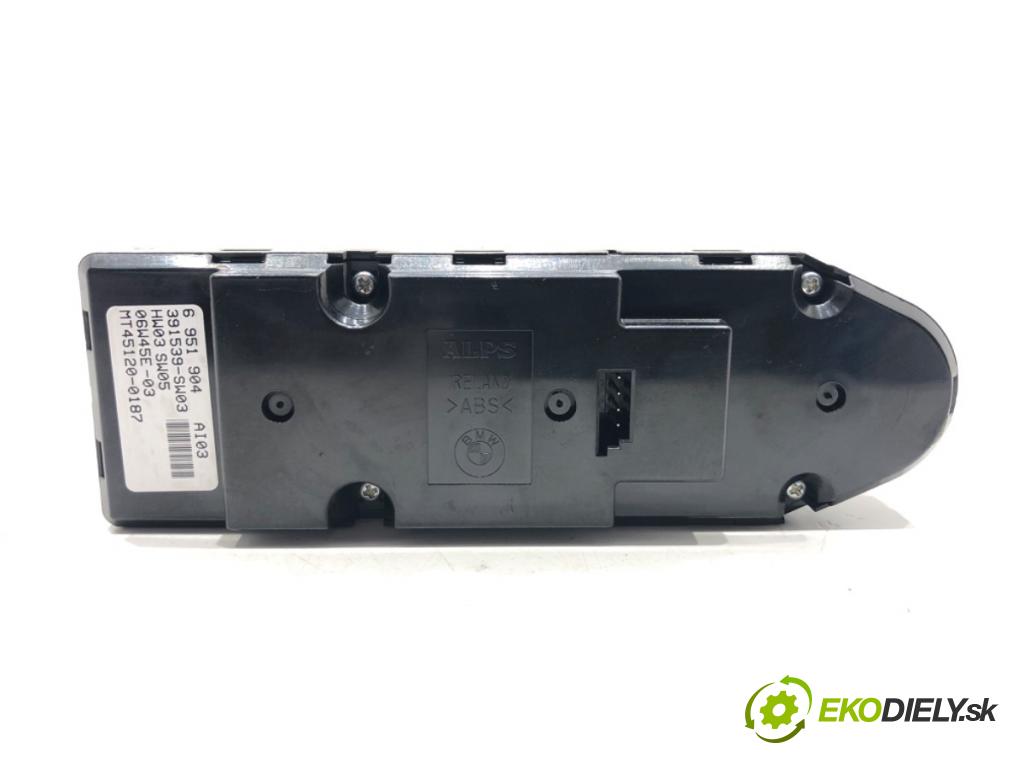 BMW E61 Kombi 2007 130 kW 525 d 2497 Prepínač okien 6951904 (Prepínacie páčky pod volantom)
