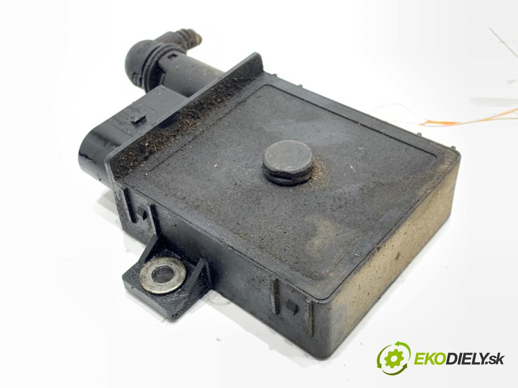 BMW E61 Kombi 2007 130 kW 525 d 2497 relé sviečok žhavenia  (Relé)