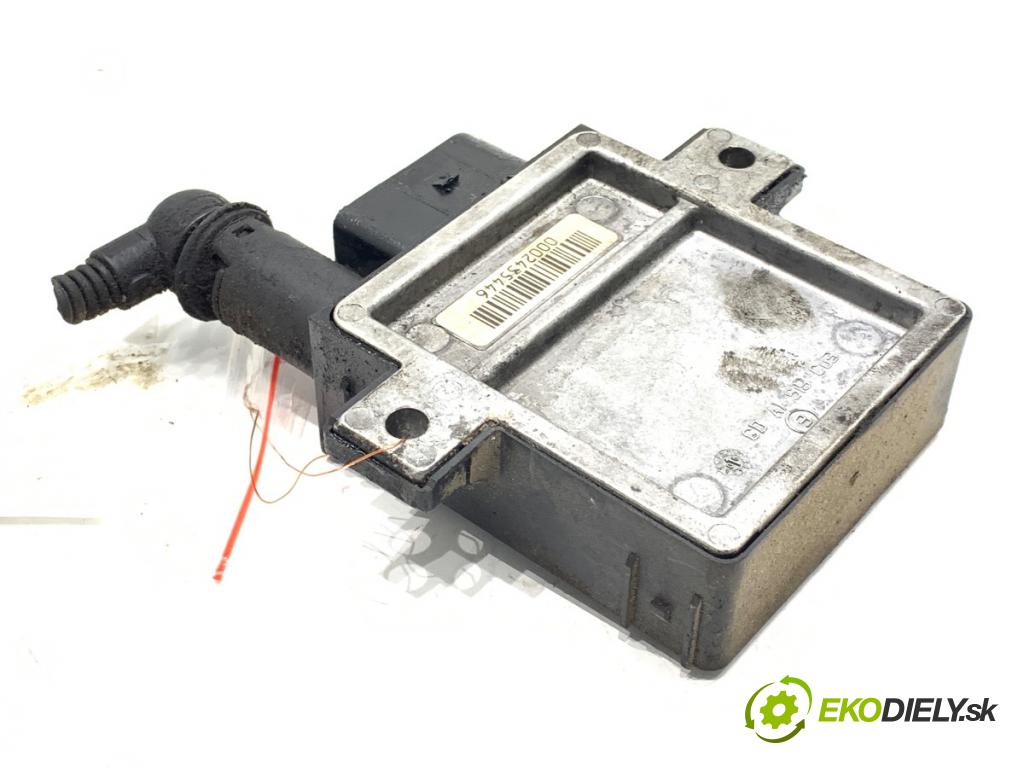 BMW E61 Kombi 2007 130 kW 525 d 2497 relé sviečok žhavenia  (Relé)