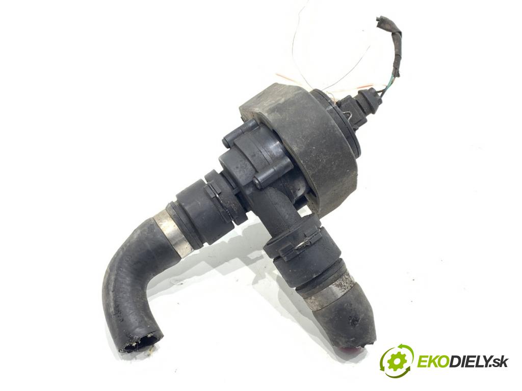 BMW E61 Kombi 2007 130 kW 525 d 2497 DALŠÍ: pumpa vody 6917700 (Vodní pumpa)