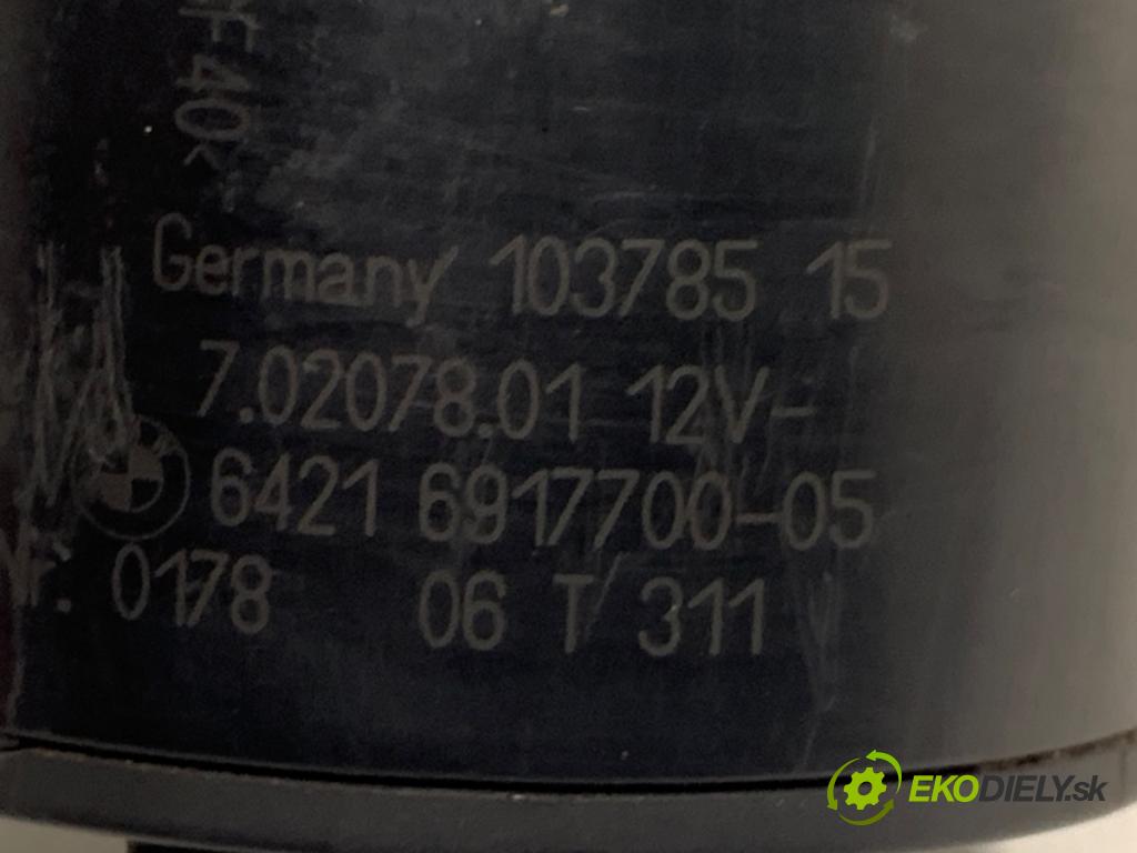 BMW E61 Kombi 2007 130 kW 525 d 2497 DALŠÍ: pumpa vody 6917700 (Vodní pumpa)