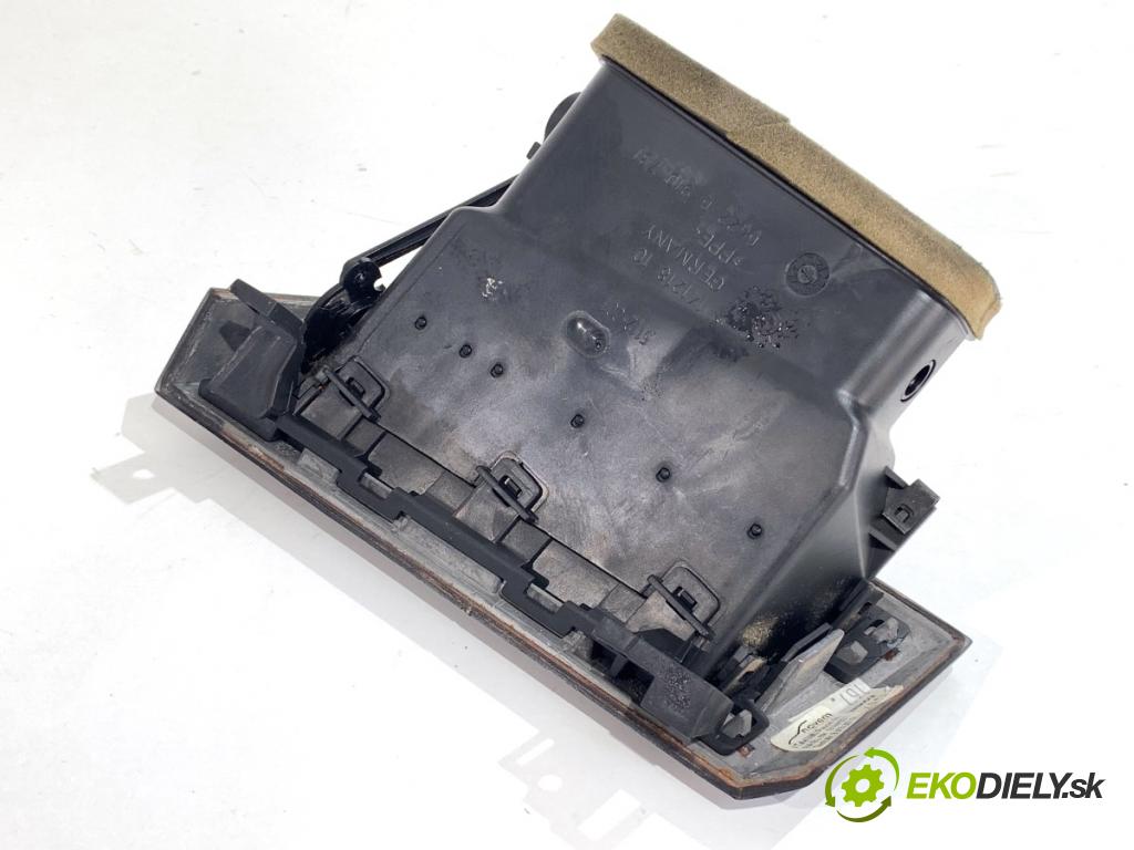 BMW E61 Kombi 2007 130 kW 525 d 2497 lišty kryt 6970268 6970267 (Lišta)