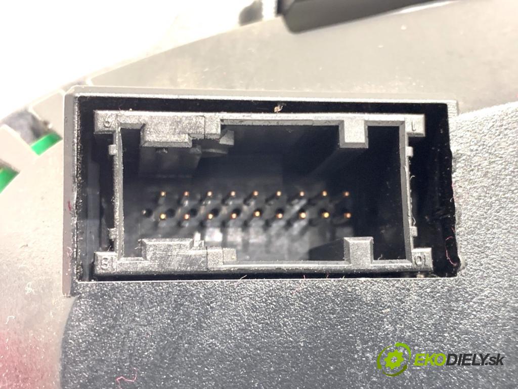 BMW E61 Kombi 2007 130 kW 525 d 2497 Prístrojovka 9135253 (Prístrojová doska)