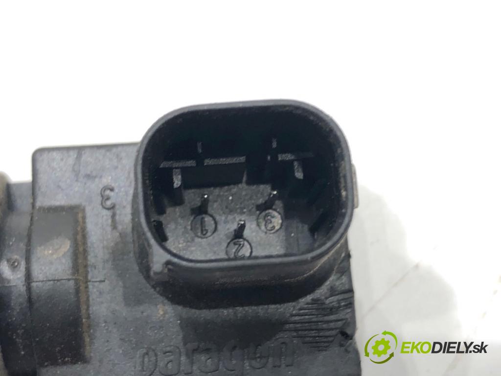 BMW E61 Kombi 2007 130 kW 525 d 2497 snímač KVALITNÍ: vzduchu 6926460