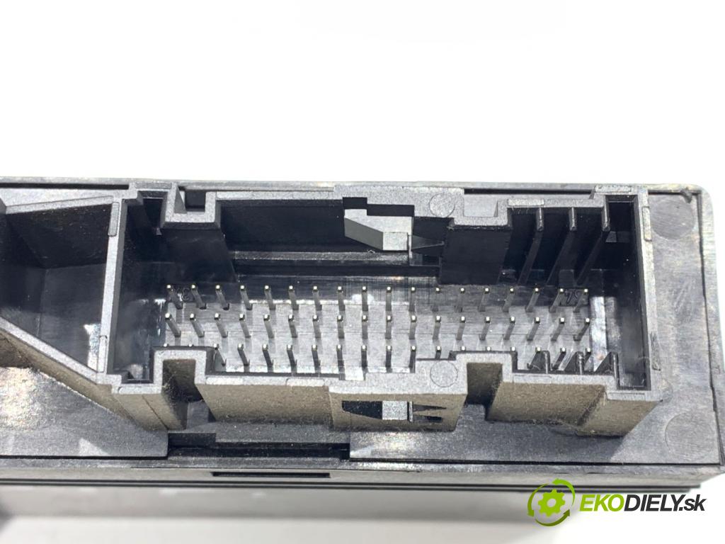 BMW E61 Kombi 2007 130 kW 525 d 2497 Modul komfortu  (Modul komfortu)