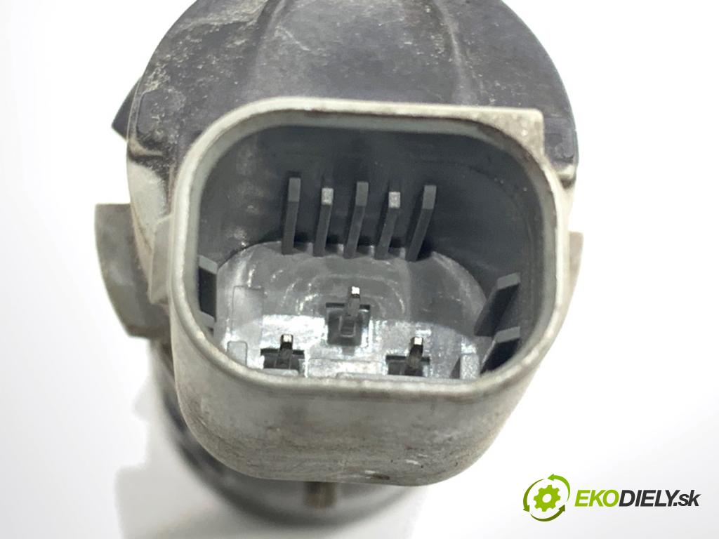 BMW E61 Kombi 2007 130 kW 525 d 2497 snímač PDC 6989071