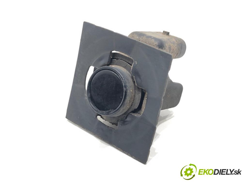 BMW E61 Kombi 2007 130 kW 525 d 2497 snímač PDC 