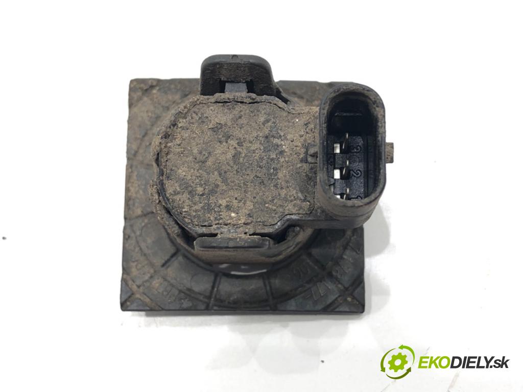 BMW E61 Kombi 2007 130 kW 525 d 2497 snímač PDC