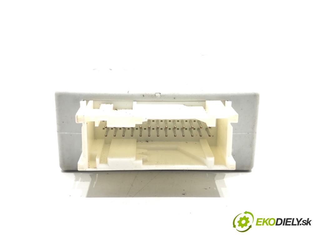 BMW E61 Kombi 2007 130 kW 525 d 2497 modul nápravy NIVO 6769834