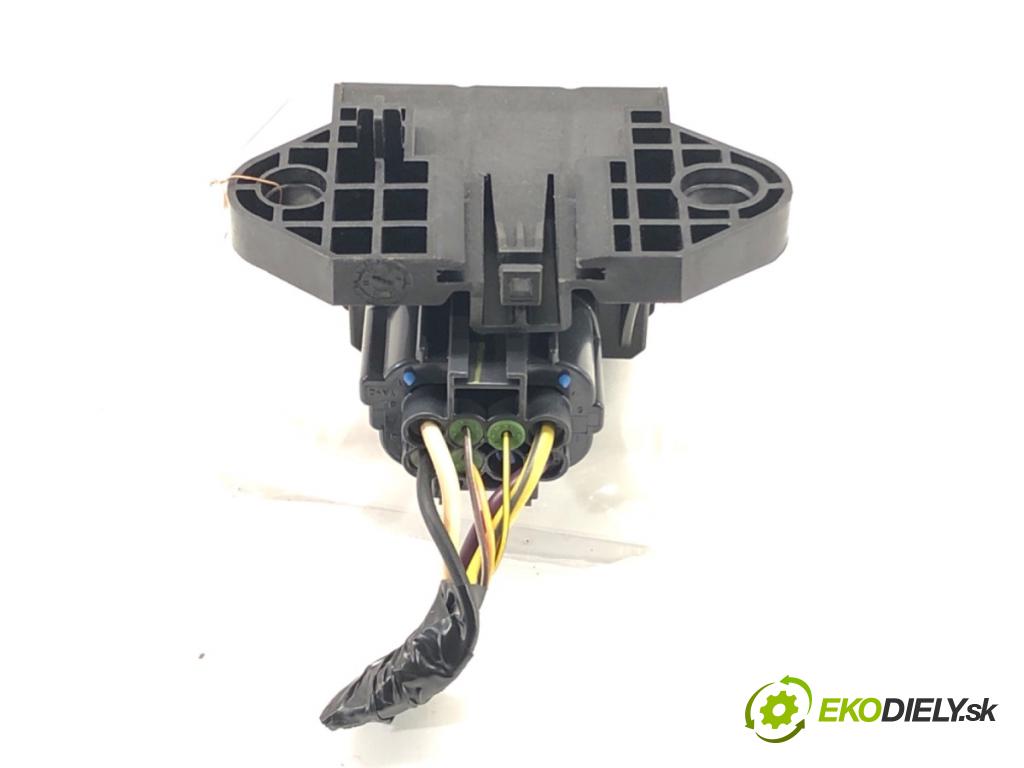 FORD USA MUSTANG V coupe 2014 227 kW 3.7 3726 modul pumpy paliva AU5A-9D370-AG