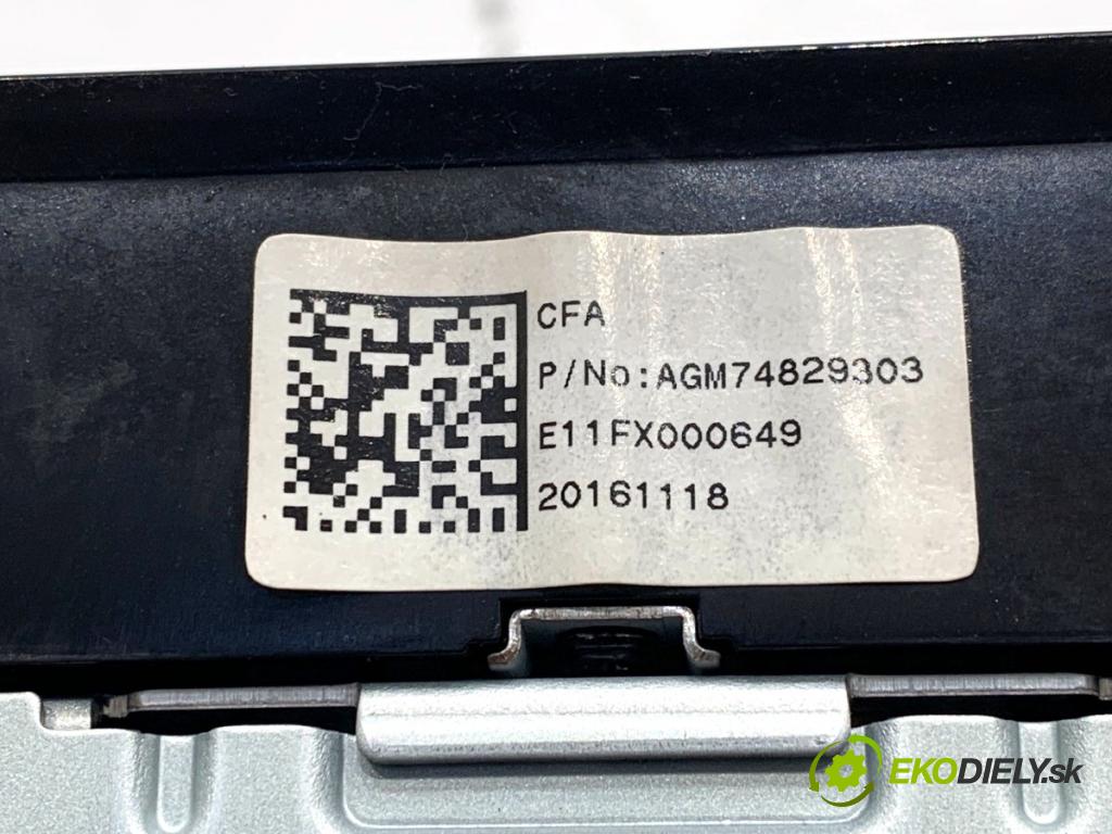 SKODA FABIA III Kombi 2017 77 kW 1.4 TDI 1422 RADIO 6V0035871D (Audio zariadenie)