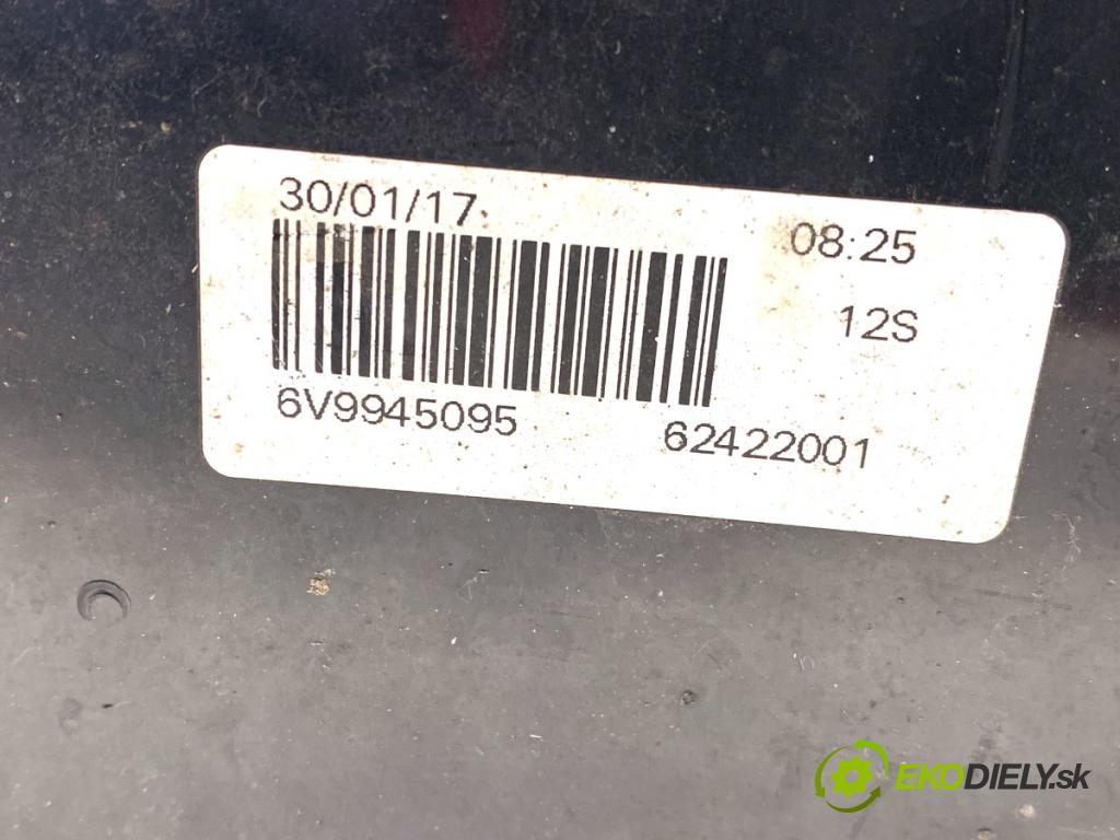 SKODA FABIA III Kombi 2017 77 kW 1.4 TDI 1422 Svetlo ľavy zad 6V9945095