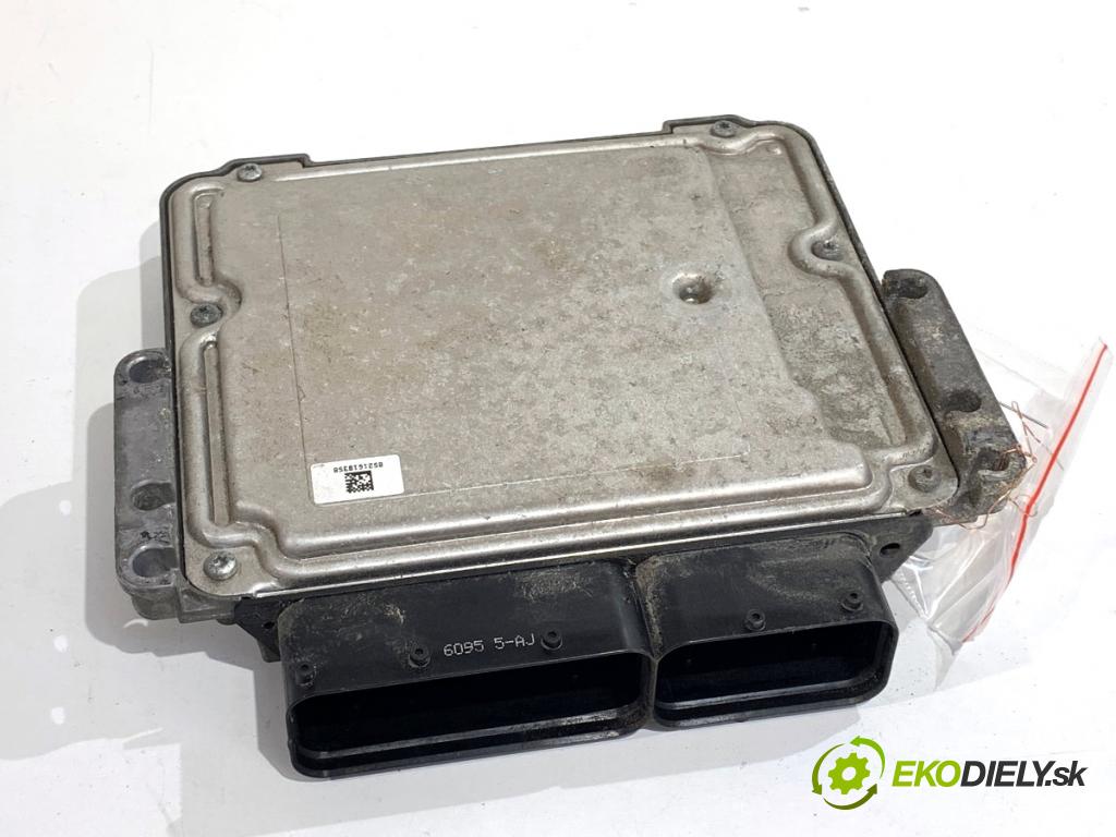 JEEP GRAND CHEROKEE WK SUV 2015 184 kW 3.0 CRD V6 4x4 2987 riadiaca jednotka Motor P05150767AC (Riadiaca jednotka)