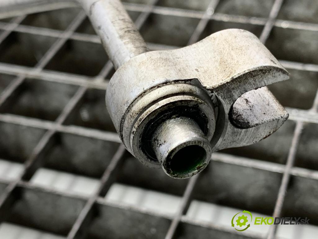 JEEP GRAND CHEROKEE WK SUV 2015 184 kW 3.0 CRD V6 4x4 2987 rúrka klimatizace 68217222AB (Trubka klimatizace)