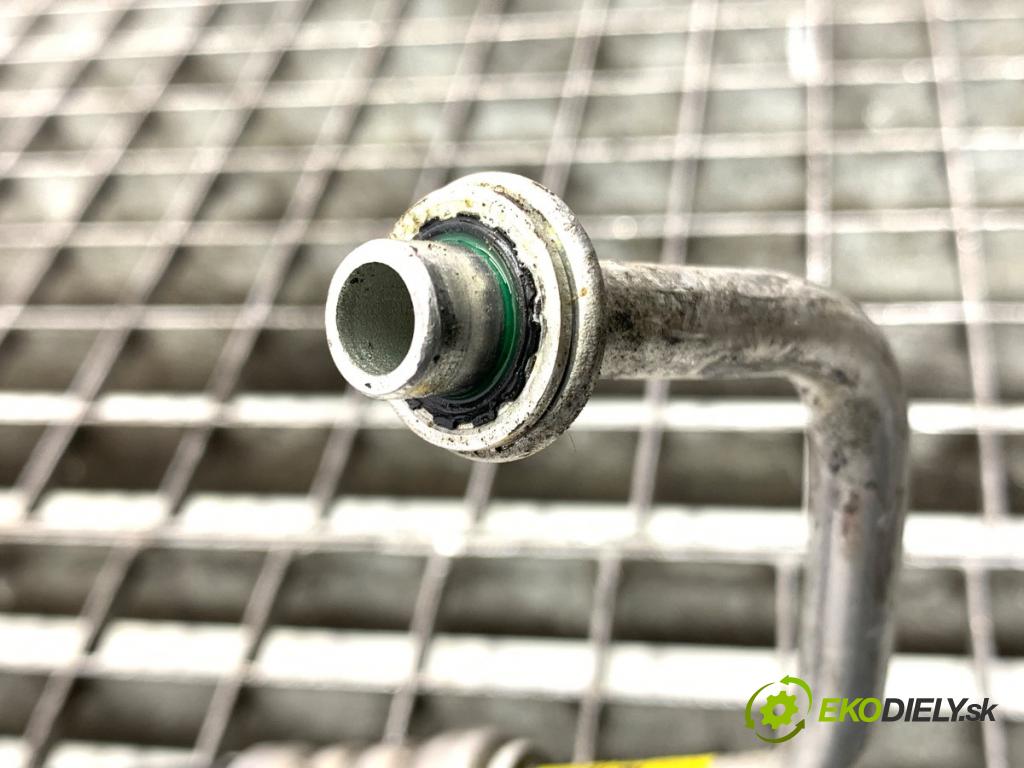 JEEP GRAND CHEROKEE WK SUV 2015 184 kW 3.0 CRD V6 4x4 2987 rúrka klimatizace 68217222AB (Trubka klimatizace)