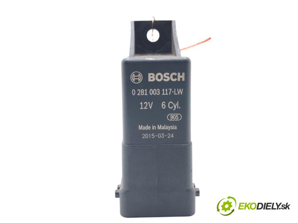 JEEP GRAND CHEROKEE WK SUV 2015 184 kW 3.0 CRD V6 4x4 2987 relé sviečok žhavenia 0281003117 (Relé)