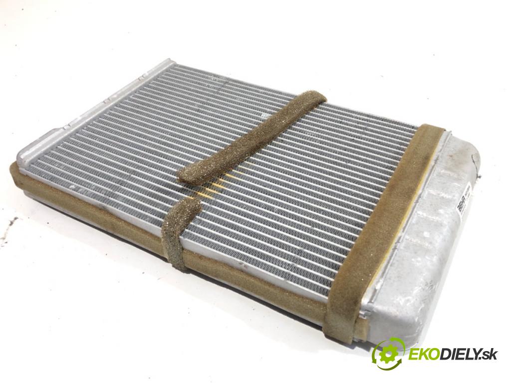 JEEP GRAND CHEROKEE WK SUV 2015 184 kW 3.0 CRD V6 4x4 2987 Výhrevné teleso, radiátor kúrenia T6099001 (Radiátor kúrenia)