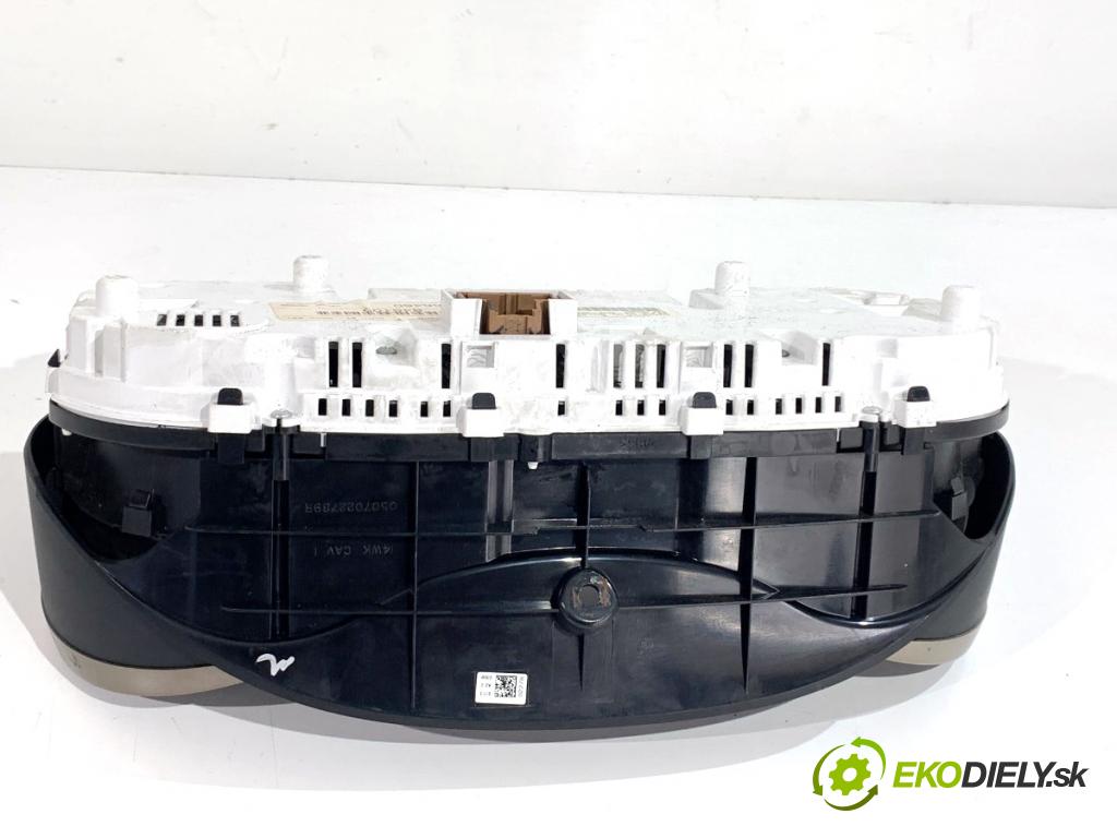 JEEP GRAND CHEROKEE WK SUV 2015 184 kW 3.0 CRD V6 4x4 2987 Prístrojovka 68244043AE (Prístrojová doska)