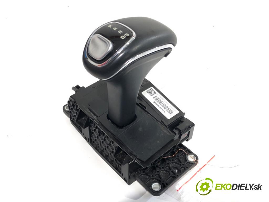 JEEP GRAND CHEROKEE WK SUV 2015 184 kW 3.0 CRD V6 4x4 2987 Kulisa 68166105AE (Rýchlostná páka (kulisa))