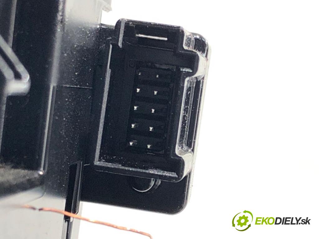 JEEP GRAND CHEROKEE WK SUV 2015 184 kW 3.0 CRD V6 4x4 2987 Kulisa 68166105AE (Rýchlostná páka (kulisa))