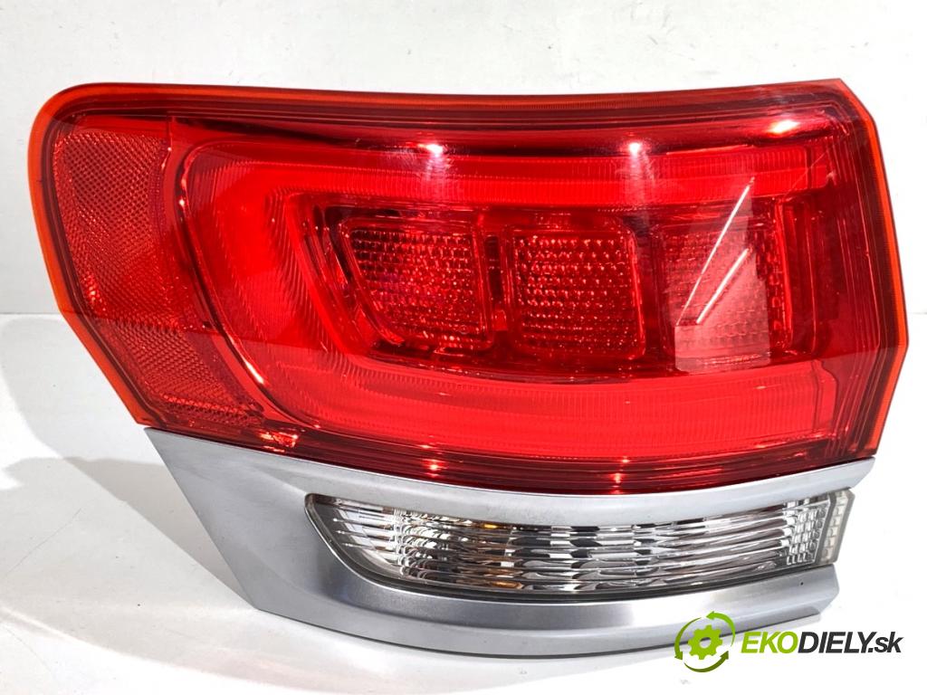 JEEP GRAND CHEROKEE WK SUV 2015 184 kW 3.0 CRD V6 4x4 2987 světlo levý zadní část P68236135AC
